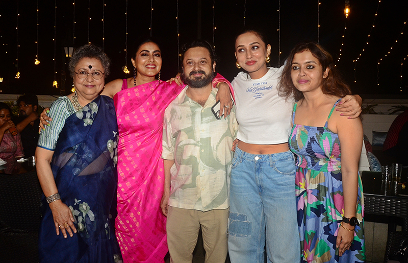 Snapshots of Bohurupi success bash: Mimi Chakraborty, Gargee Roy Chowdhury join the celebrations