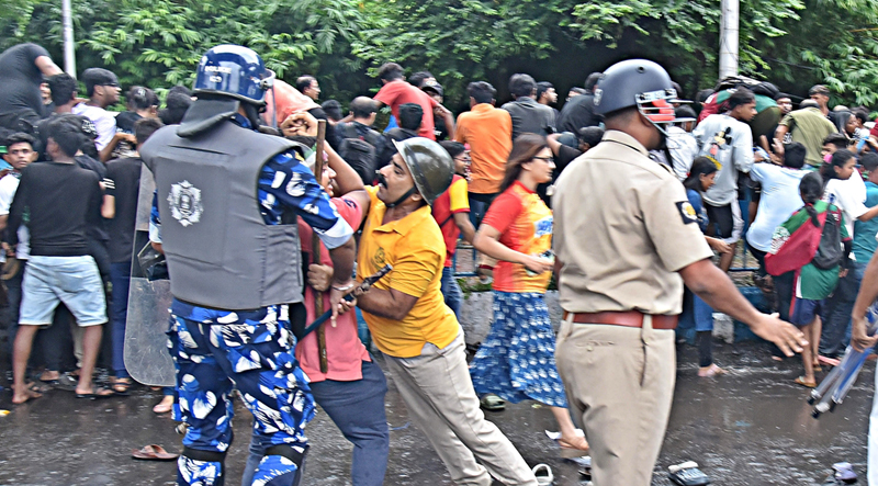 Kolkata witnesses historic protest by united football fans of sworn rivals East Bengal and Mohun Bagan against RG Kar rape-murder