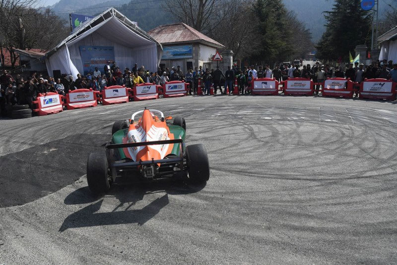 Jammu and Kashmir stages electrifying Formula-4 Car race in Srinagar for first time