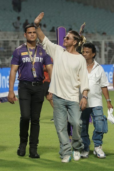 IPL: SRK at Eden Gardens after KKR beat Sunrisers Hyderabad