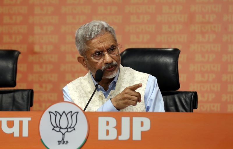 Jaishankar addresses press conference on Katchatheevu issue