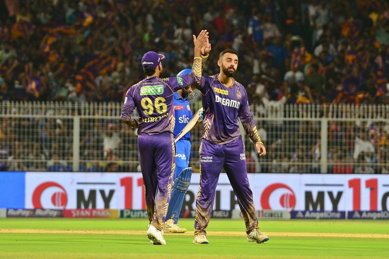 IPL: KKR beat MI by 18 runs, qualify for play-offs