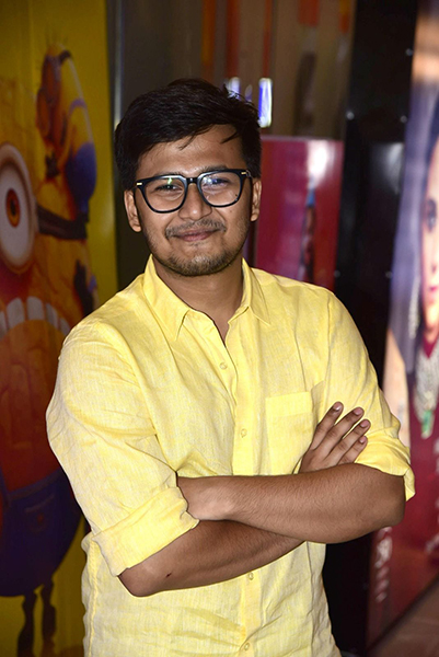 In Images: Premiere of Ashoke Viswanathan's Hemanter Aparanha in Kolkata