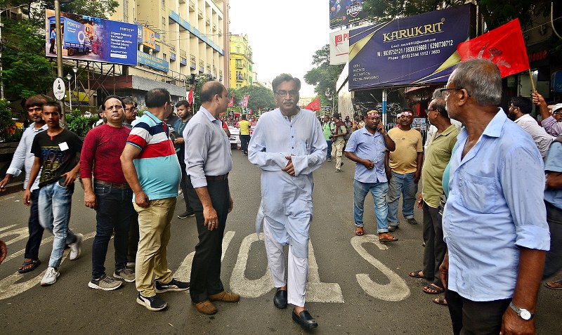 CPI-M organises Lalbazar march in Kolkata demanding justice for RG Kar victim