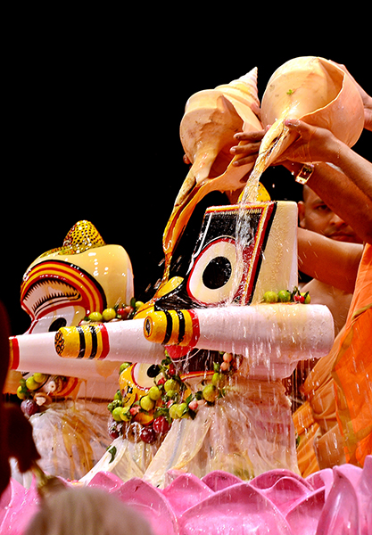 ISKCON Kolkata holds grand puja on Snan Yatra of Jagannatha, Baladeva and Subhadra