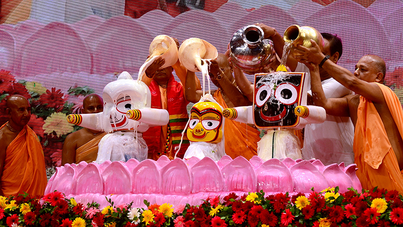 ISKCON Kolkata holds grand puja on Snan Yatra of Jagannatha, Baladeva and Subhadra