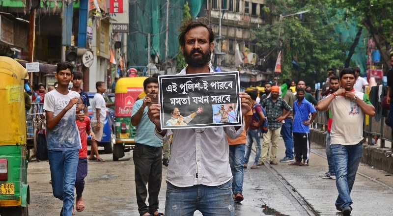 March to Nabanna: Protesters, police fight pitched battles in Kolkata over RG Kar rape-murder