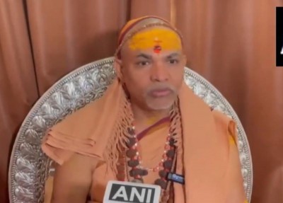 After Mamata Banerjee, Shankaracharya slams Yogi govt over Maha Kumbh crowd management