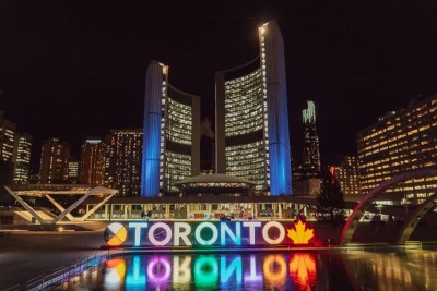 Canada: Shooting at Toronto pub leaves 12 injured, three suspects at large