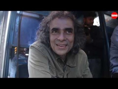 Imtiaz Ali takes tram ride in Kolkata as KIFF screens My Melbourne