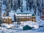 Jammu and Kashmir's Gulmarg welcomed 1.65 million tourists in 2023