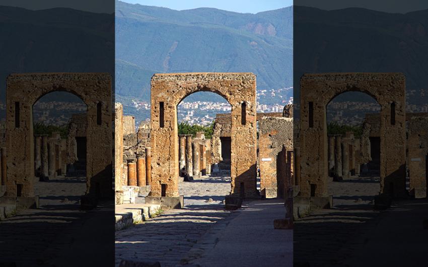 The ruins of Pompeii. Photo courtesy Pixabay