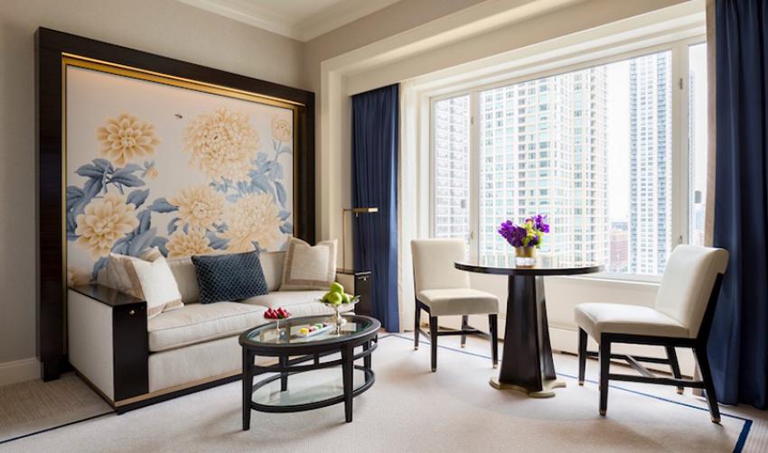 Beautiful walls of the rooms feature chrysanthemum, the official flower of Chicago.