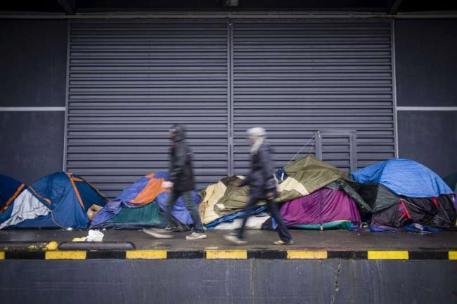 Conditions worsening for refugees in Calais, UN urges comprehensive response