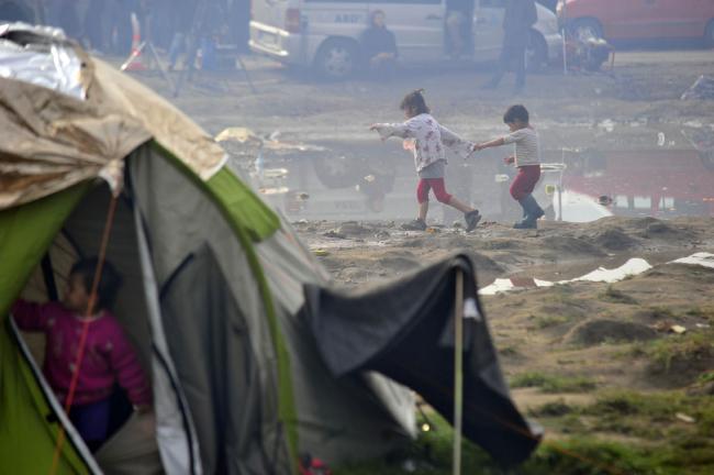 UN refugee agency redefines role in Greece as EU-Turkey deal comes into effect