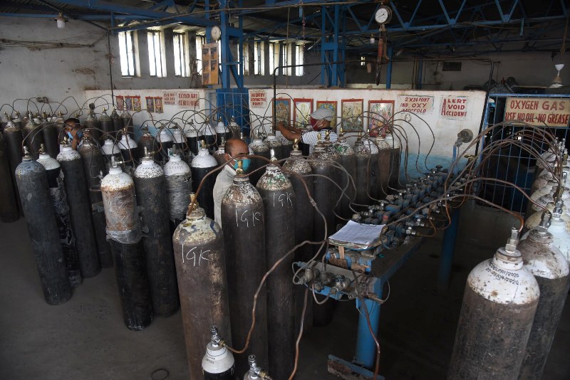 Amid surging Covid cases, Nepal to procure 20,000 oxygen cylinders