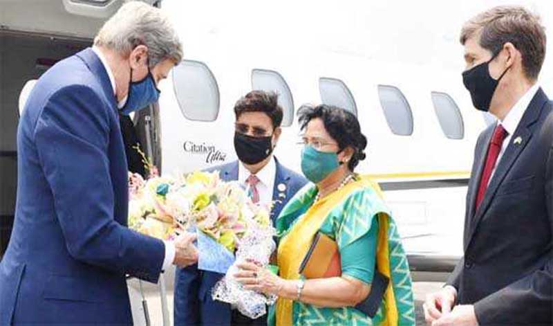 US-Bangladesh bonhomie: John Kerry in Dhaka