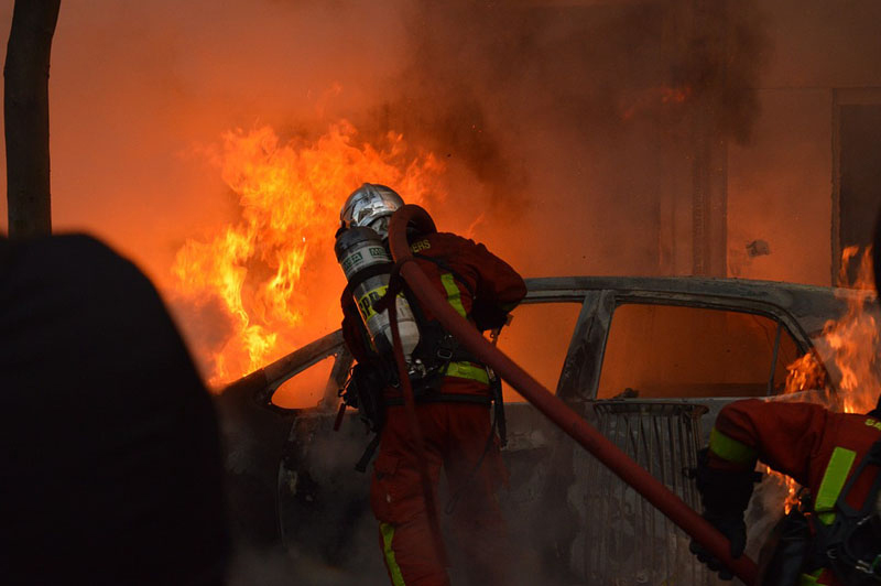 France: Ten dies in Lyon apartment fire