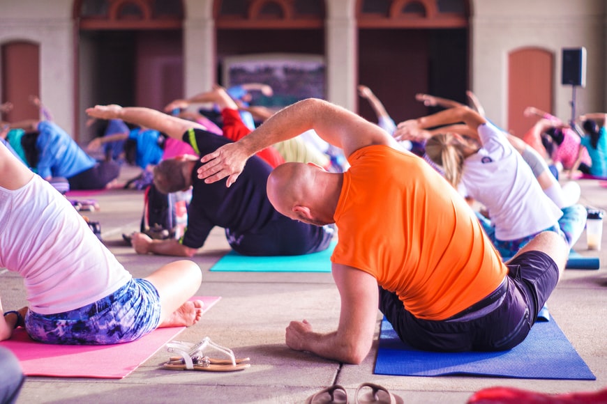 Saudi Arabia: Over 1,000 participate in first yoga festival