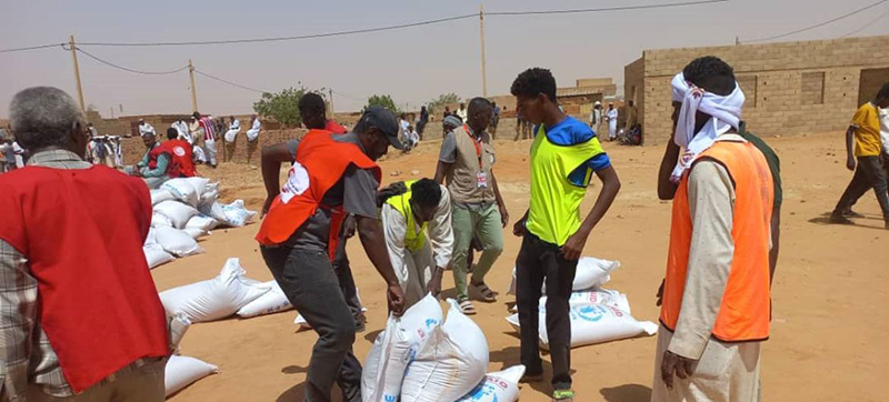 UN humanitarians complete first food distribution in Khartoum as hunger, threats to children, intensify