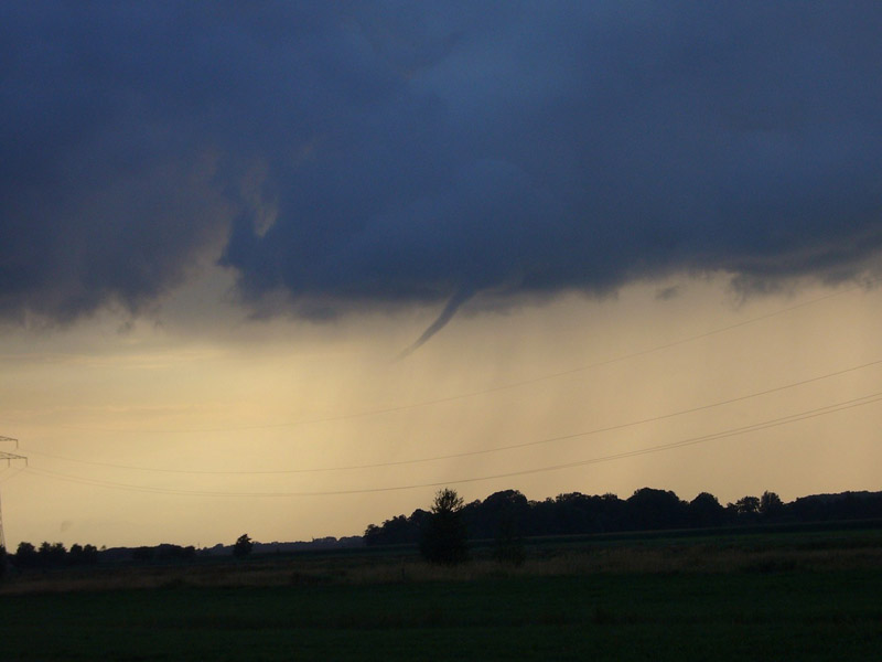 US: Tornado hits Perryton town, 3 die