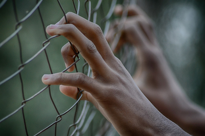 Honduras: 41 die as riot breaks out at women's prison