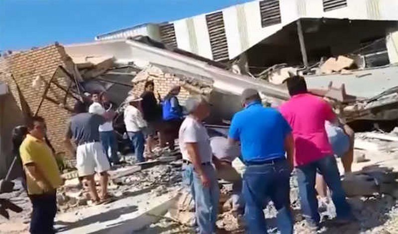 Church roof collapses in Mexico, 10 killed 60 injured