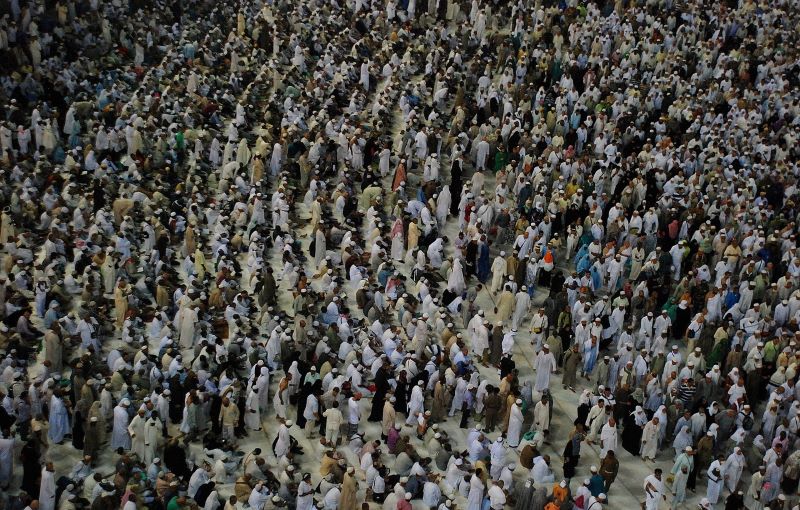 Fourteen Jordanian Hajj pilgrims die due to excessive heat