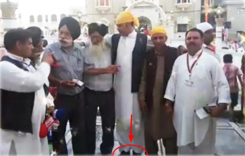 Pakistan shows disrespect to Sikh heritage at Gurdwara Panja Sahib on Vaisakhi