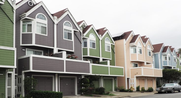 British Columbia local govts receive grants to speed up delivery of homes
