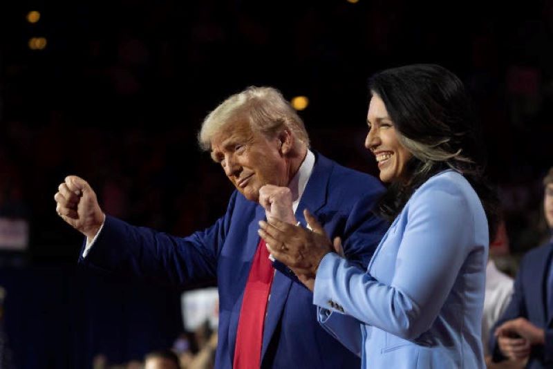 Donald Trump picks former Democrat Tulsi Gabbard as US intelligence chief