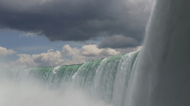 New York mother and her two children, including five-month-old, die after jumping off Niagara Falls